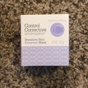 Sensitive Skin Enzyme Mask